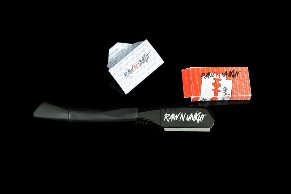 RAW N UNKUT Razor Holder + 100 Blades Combo DEAL
