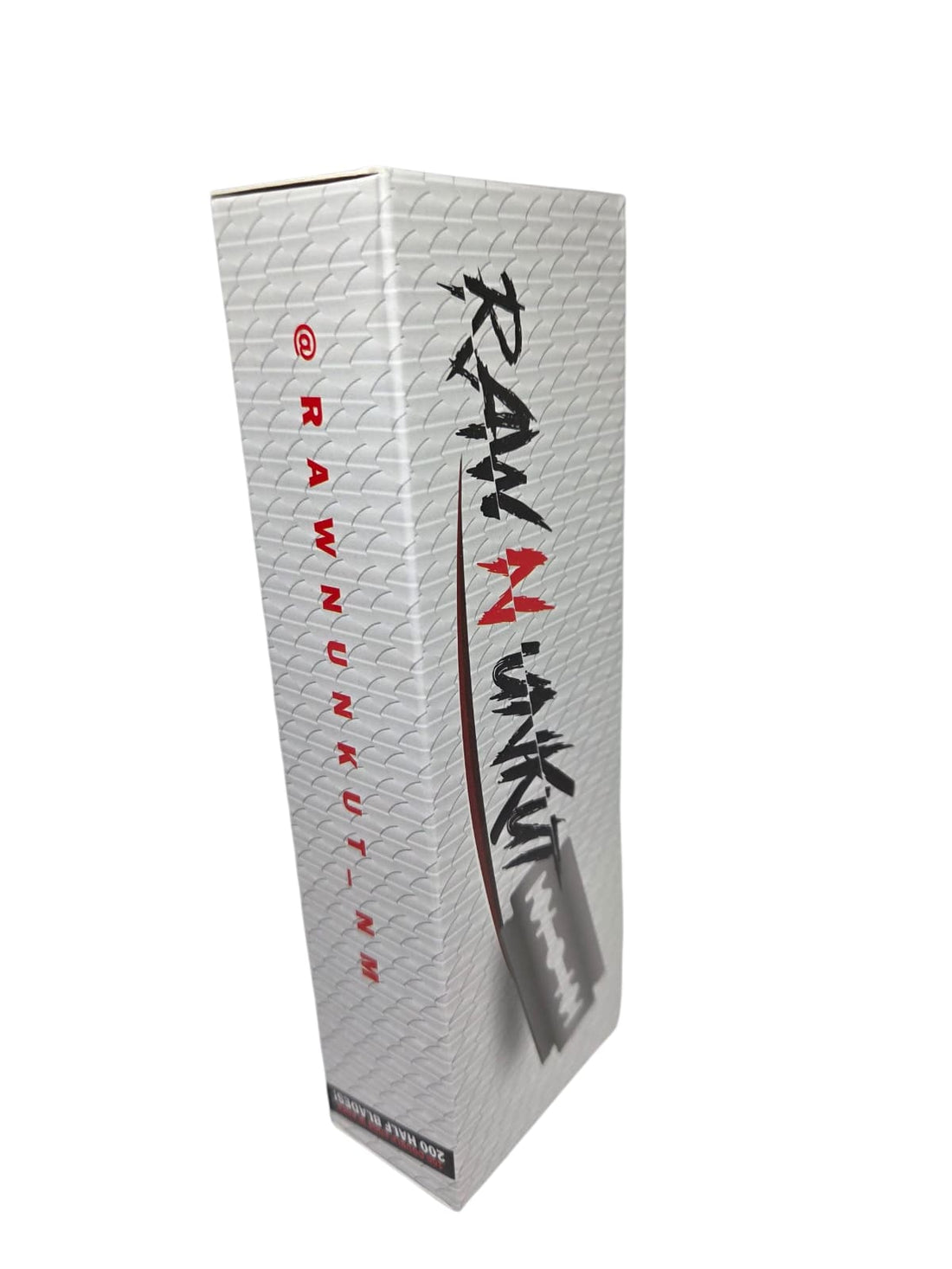RAW N UNKUT RAZOR BLADES