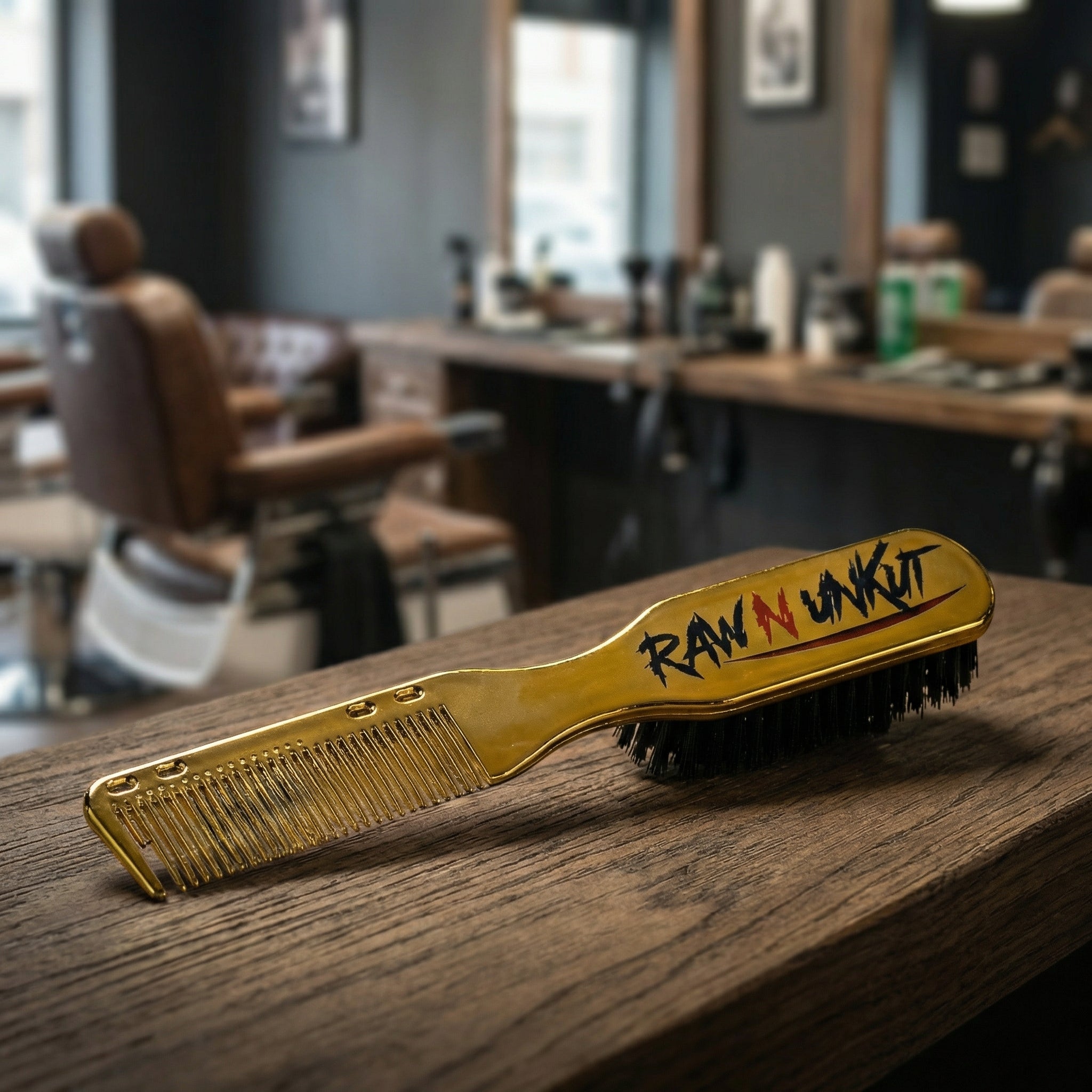 2-in-1 Brush and Comb for Professional Barber Hair Styling